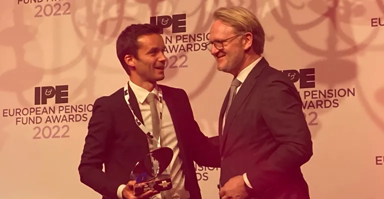 Olivier Bonnet reçoit une récompense de IPE en 2022